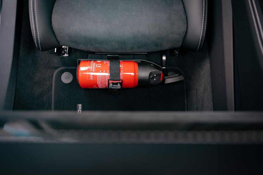 Детали интерьера Porsche 718 Cayman GT4 (982C) 2019 года  (WW) (фото 184 из 190)